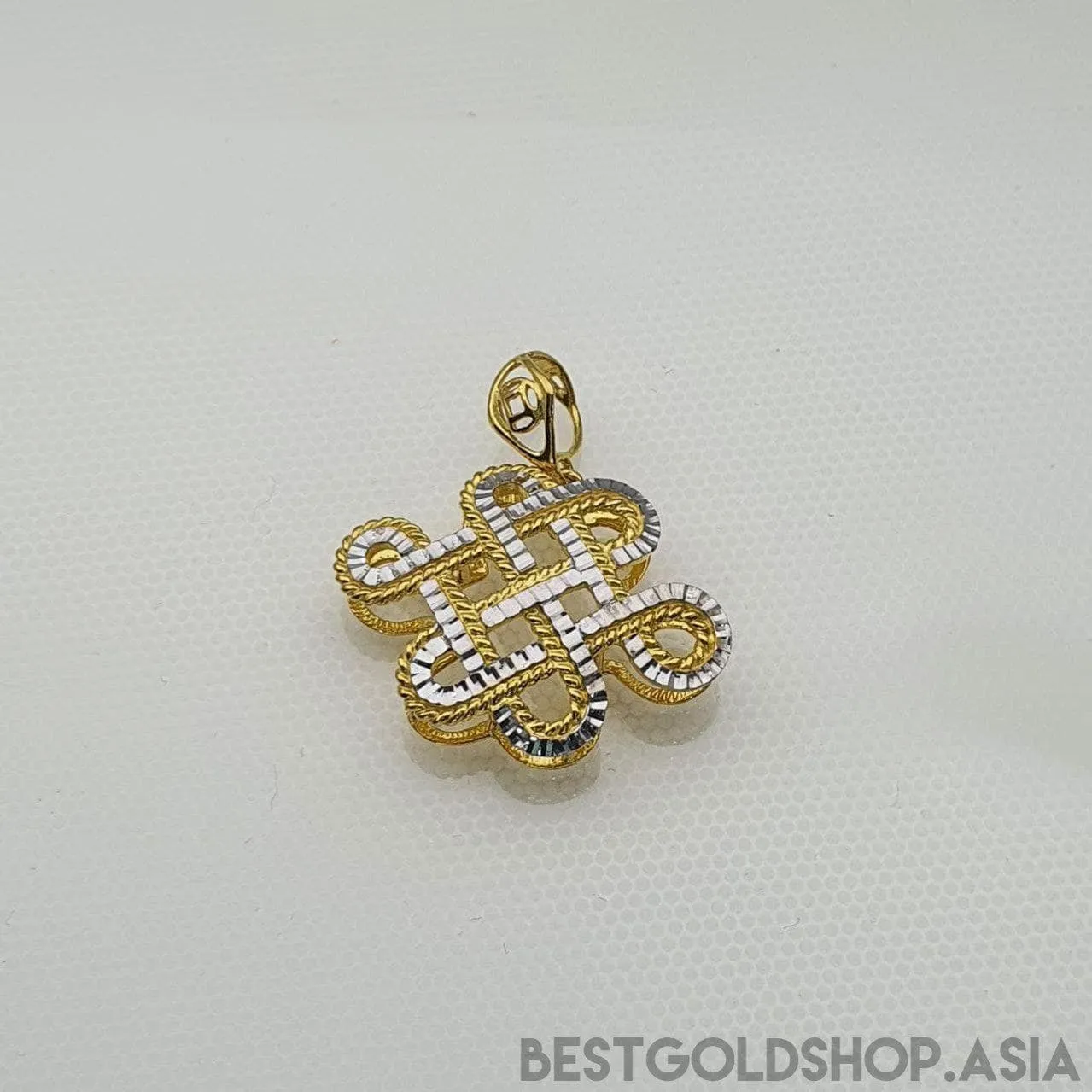 22k / 916 Gold Lucky pendant