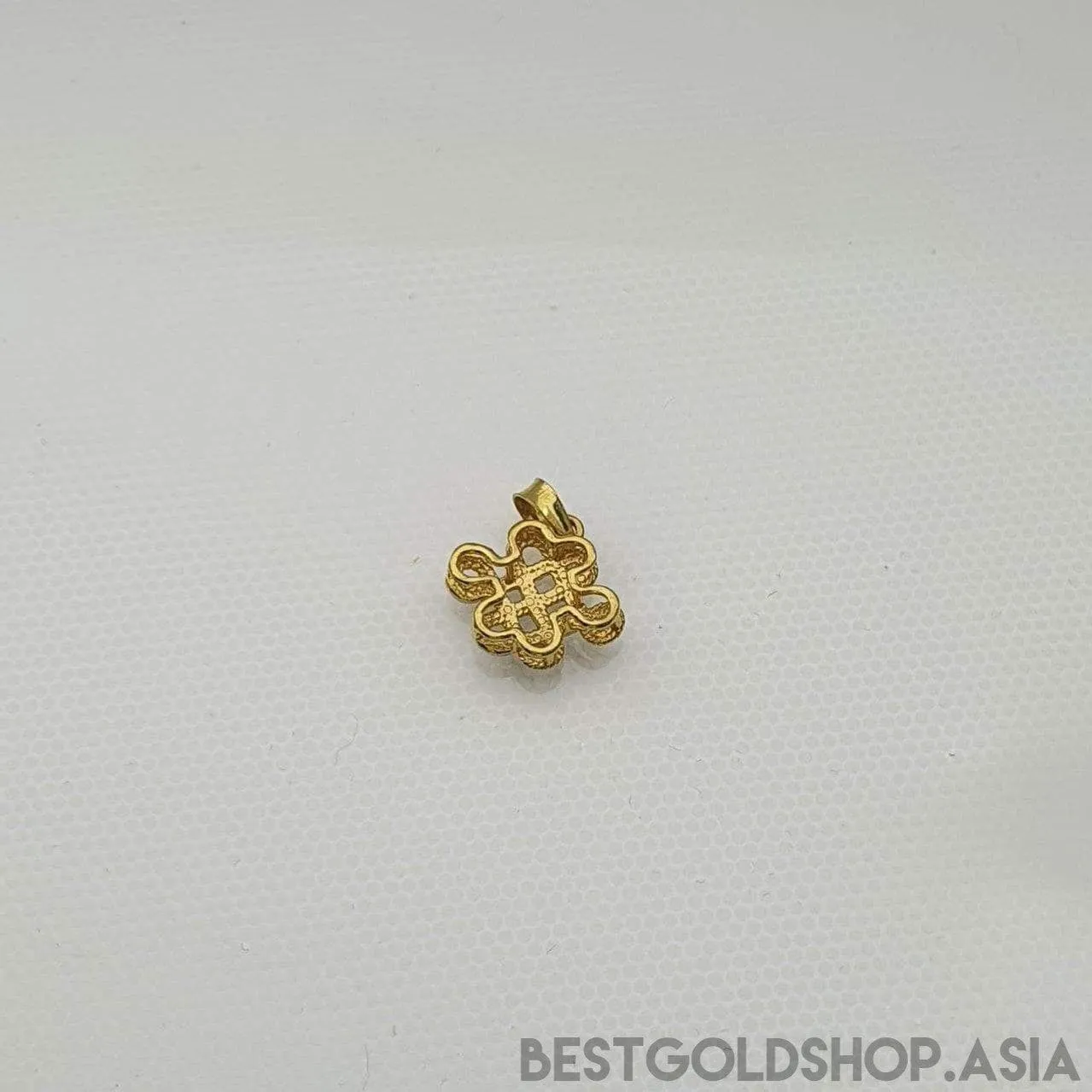 22k / 916 Gold Lucky pendant