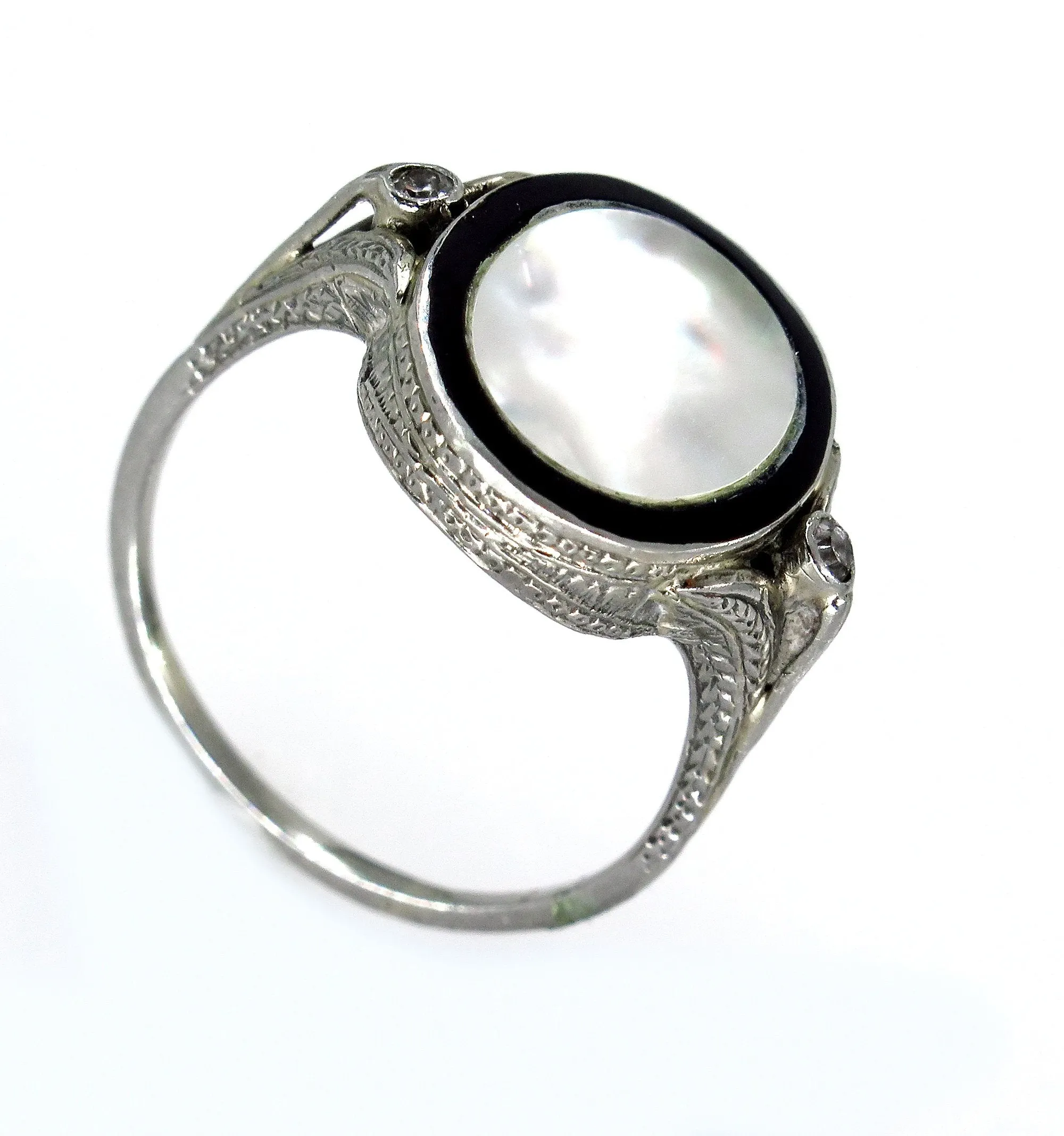 Antique Vintage Art Deco Mother of Pearl & Diamond Platinum Ring