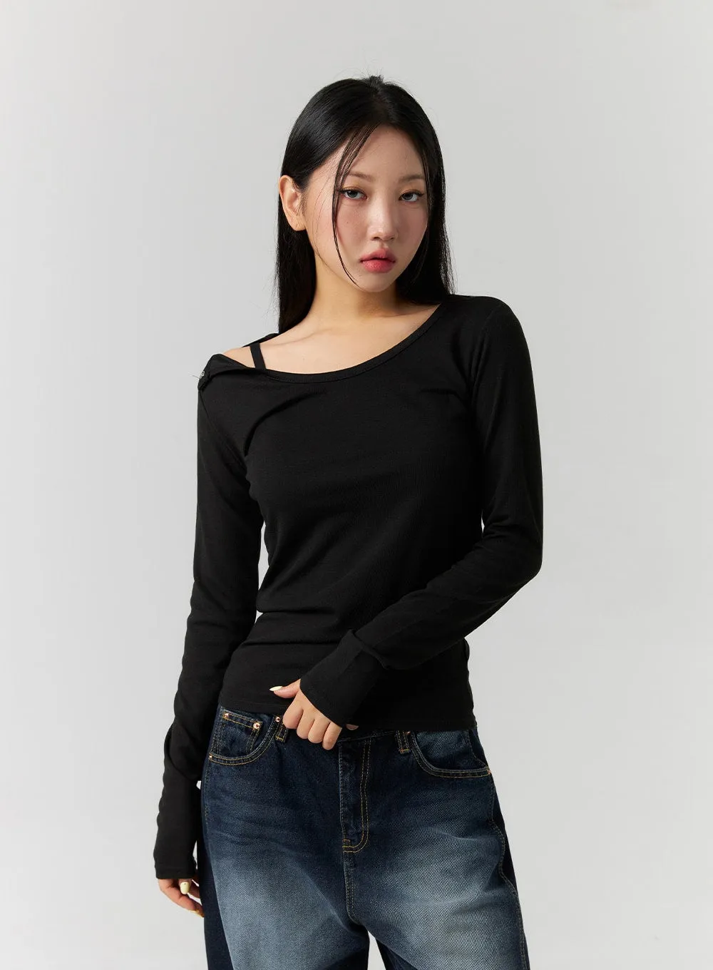 Asymmetrical Shoulder Top CS312