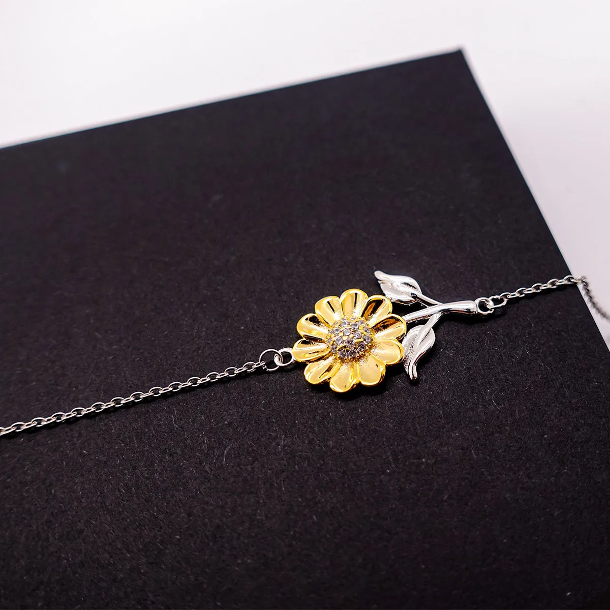 Badass Bailiff Gifts, I'm Bailiff not a magician, Sarcastic Sunflower Bracelet for Bailiff Birthday Christmas for  Men, Women, Friends, Coworkers