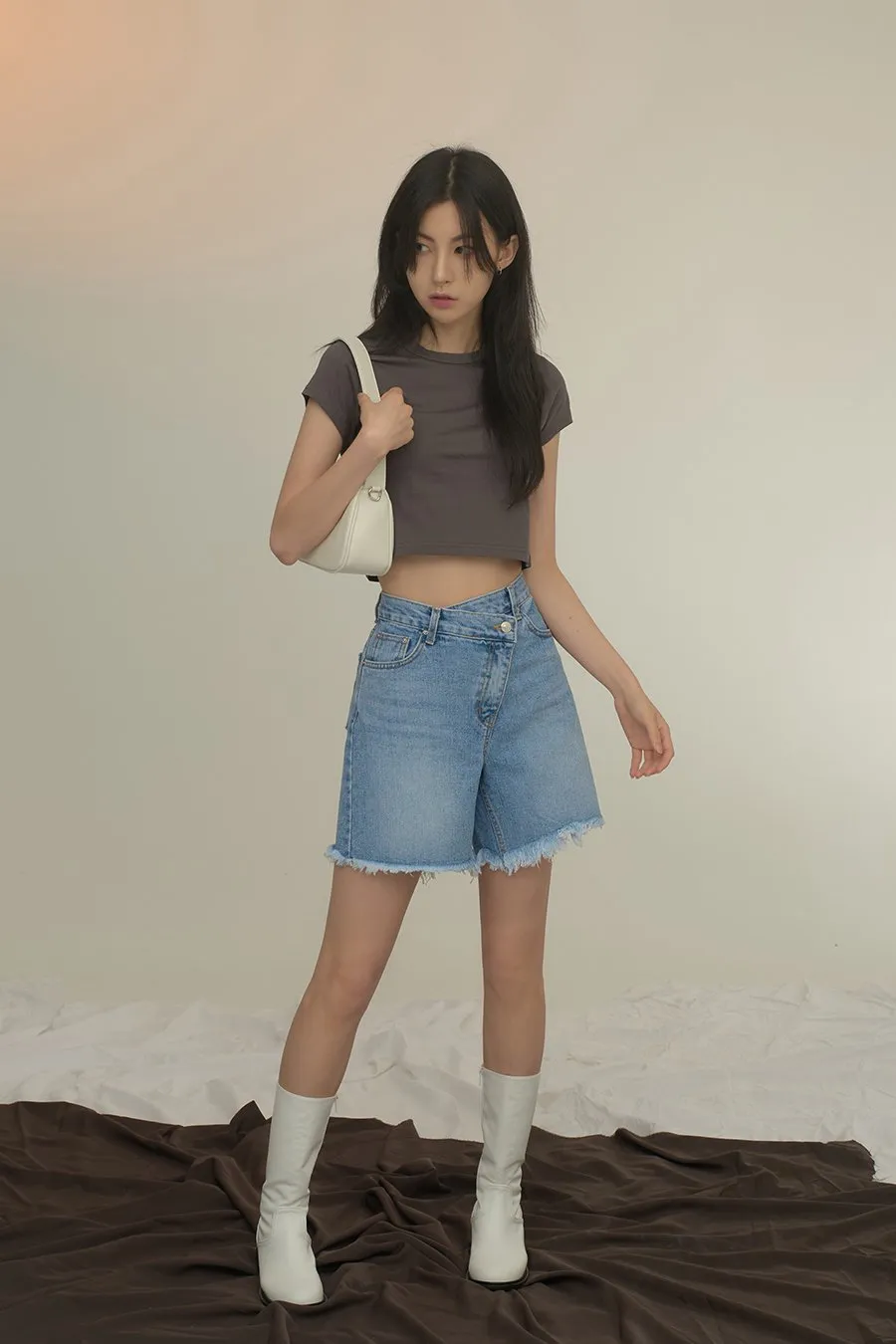 Basic Cotton Cropped T-shirt CA04