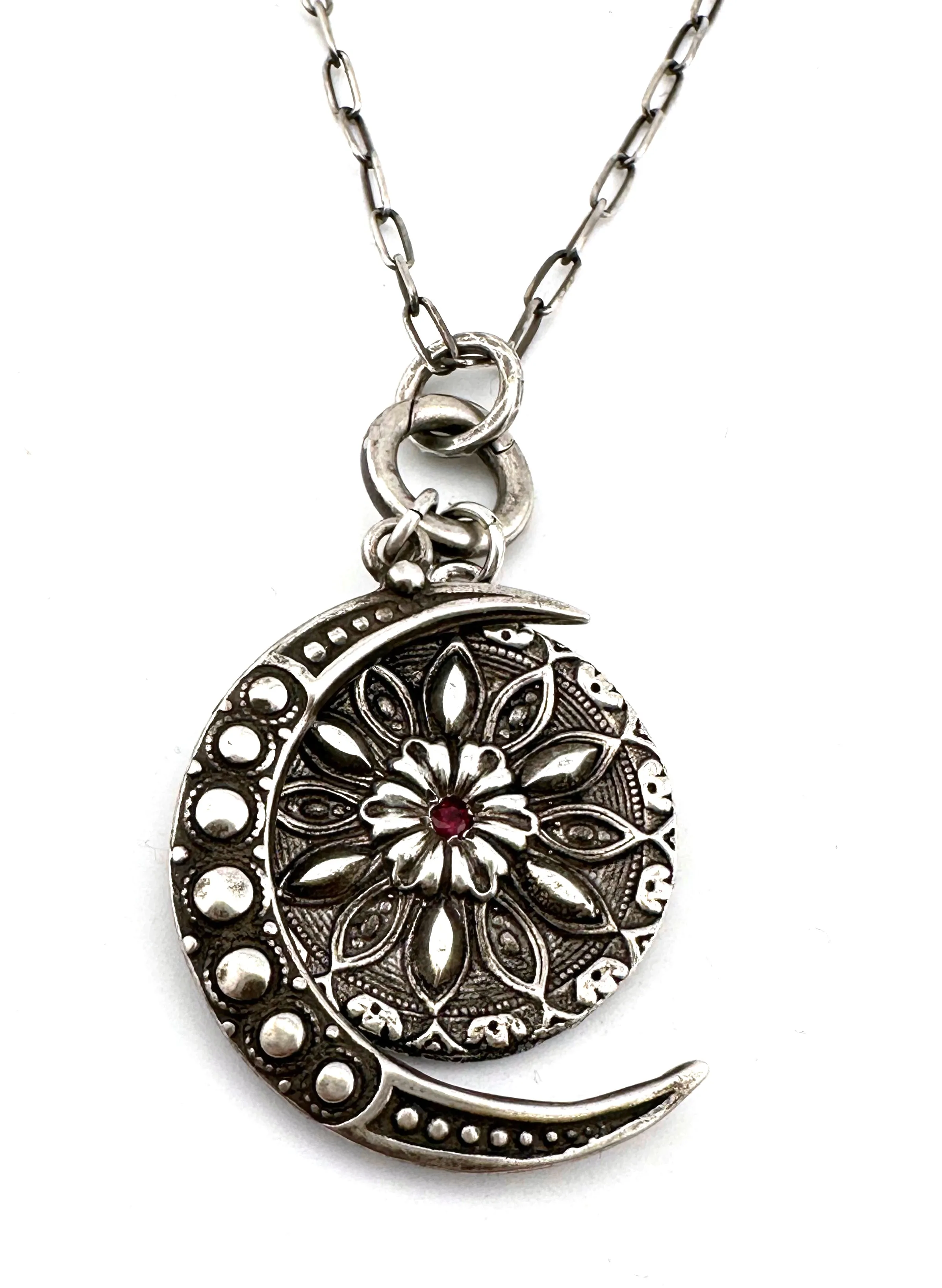 RADIANCE MOON Necklace Set - Silver with Ruby