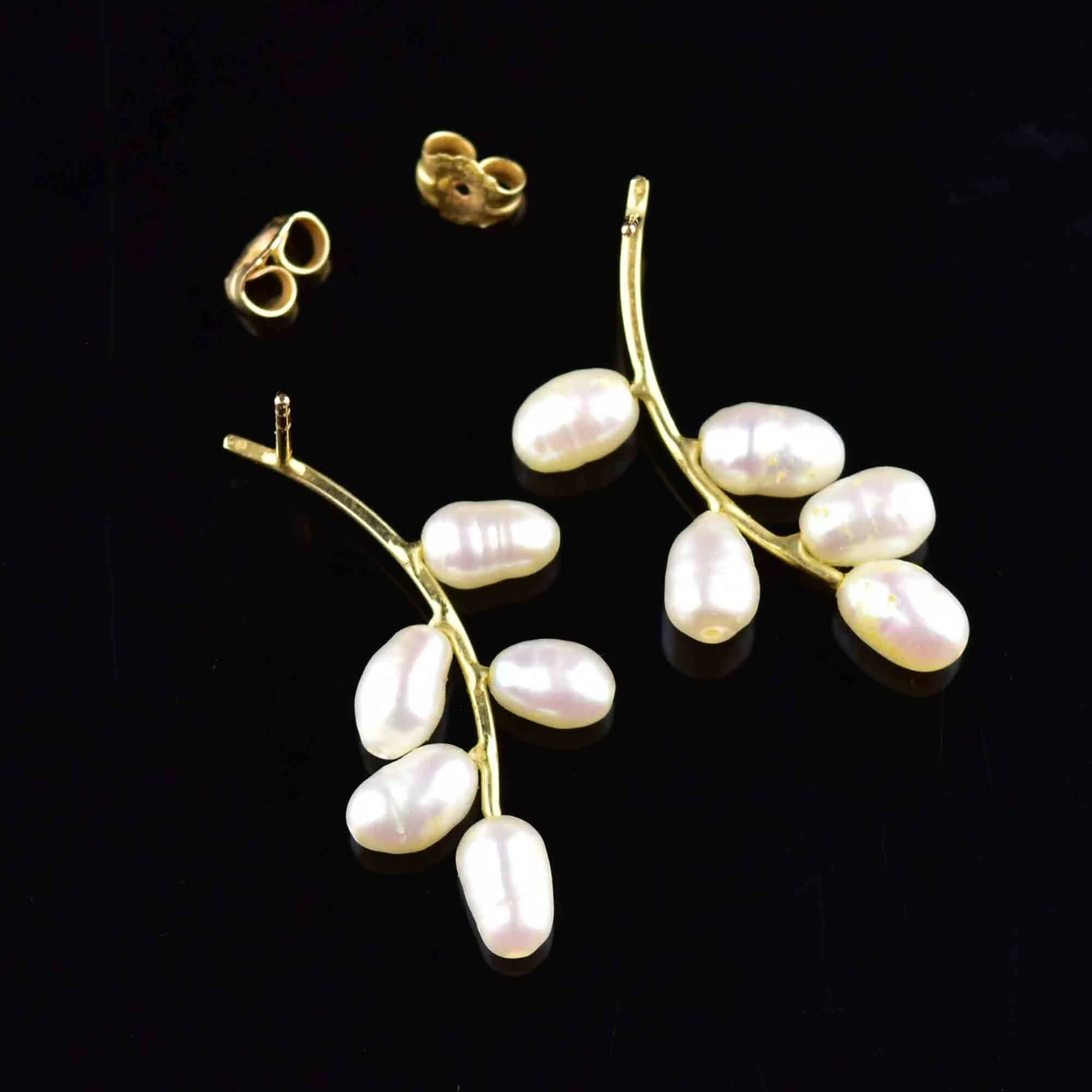 Vintage 14K Gold Bar Baroque Pearl Leaf Earrings